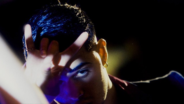 Mergui, Angel music video still